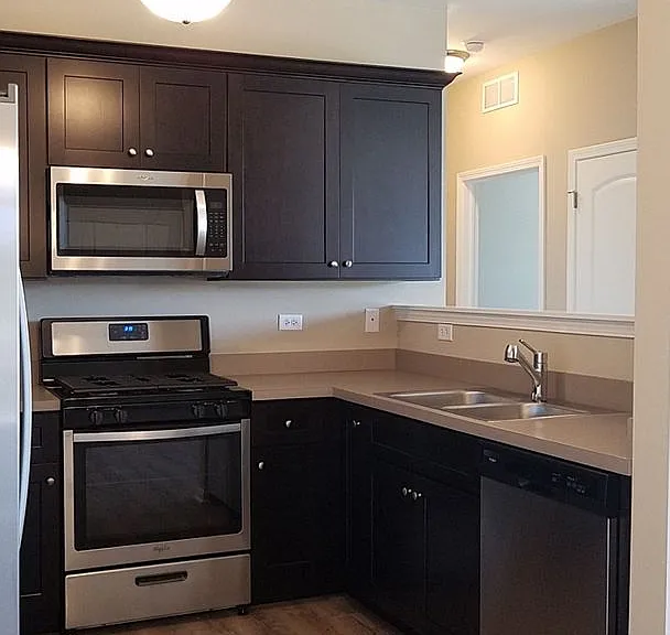 4402-4432 Timber Ridge Ct — Photo 3