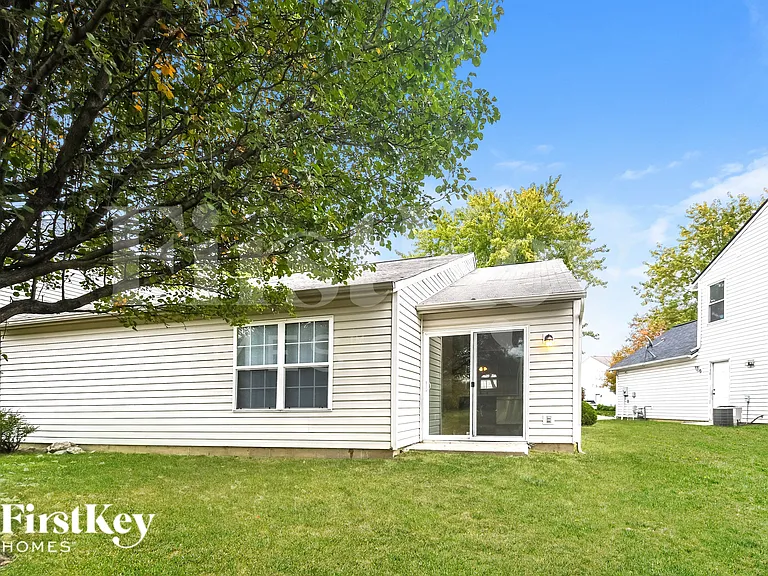 6738 Wimbledon Dr — Photo 15