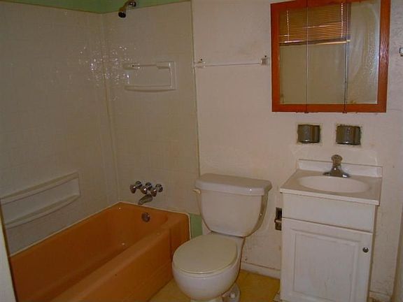 5th image of 1715 Orchard St