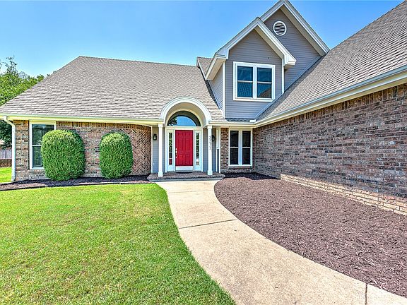 2nd image of 3317 N Southridge Dr