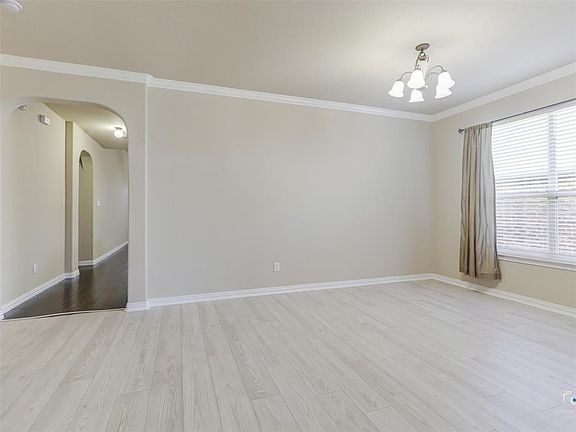 5th image of 2812 N Gooseberry Dr