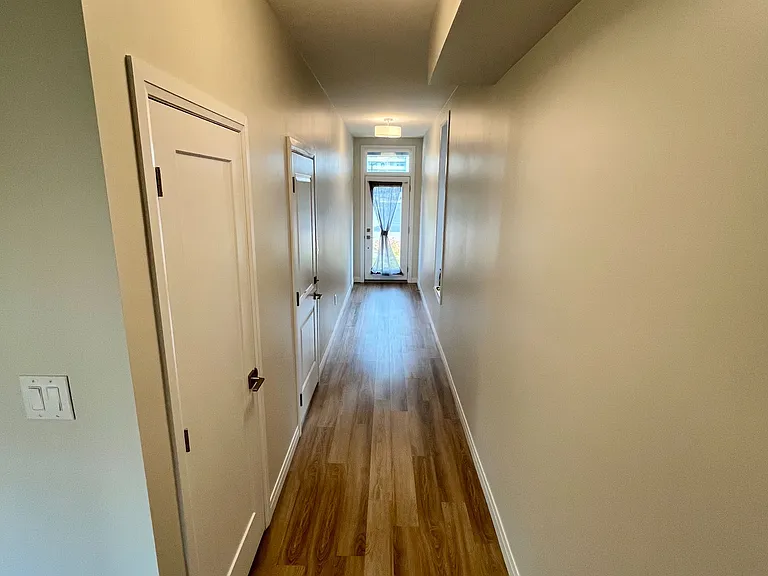 270 Melvin Ave #21 — Photo 4
