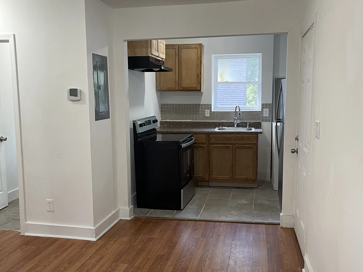 590 Joseph E Lowery - 7 — Photo 4