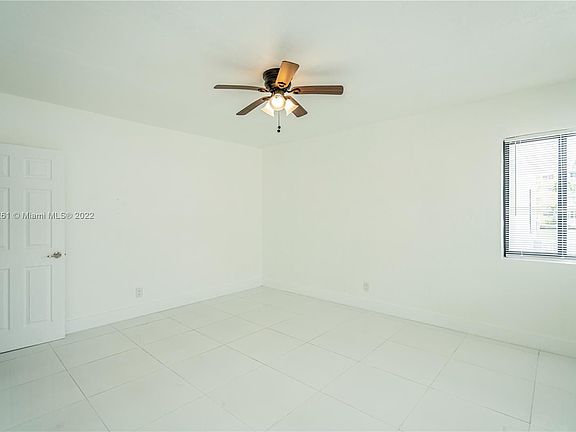 4th image of 7935 Crespi Blvd APT 3