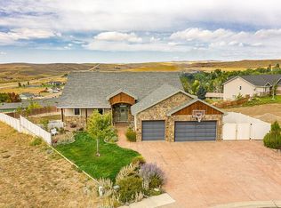 628 Overlook Dr, Craig, CO 81625