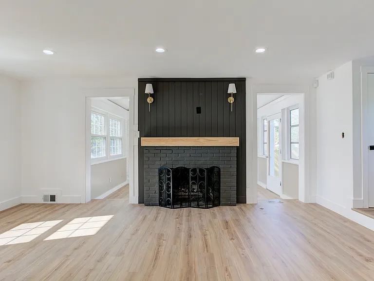 6019 Amherst Ave — Photo 6