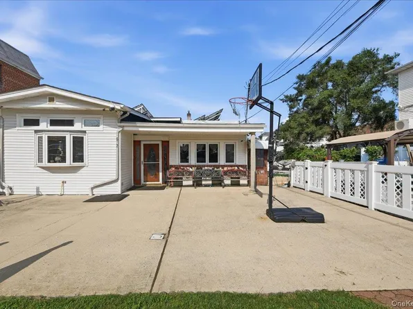 672 Drew Street, Brooklyn, NY 11208