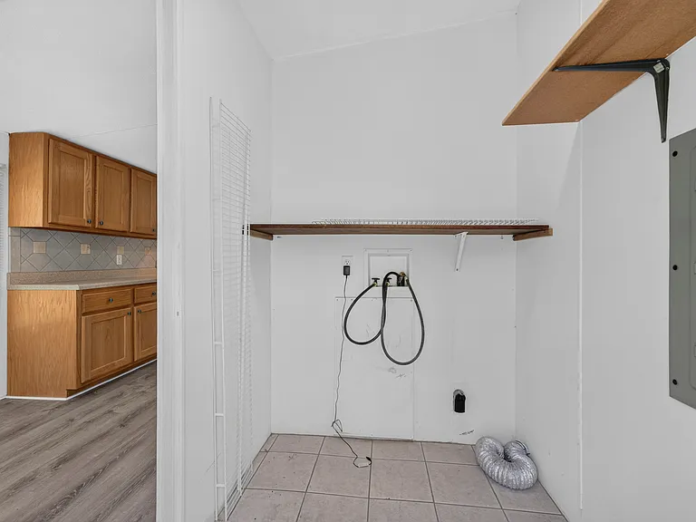 322 Cedar Creek Rd — Photo 9