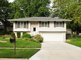 4514 67th St, Urbandale, IA 50322