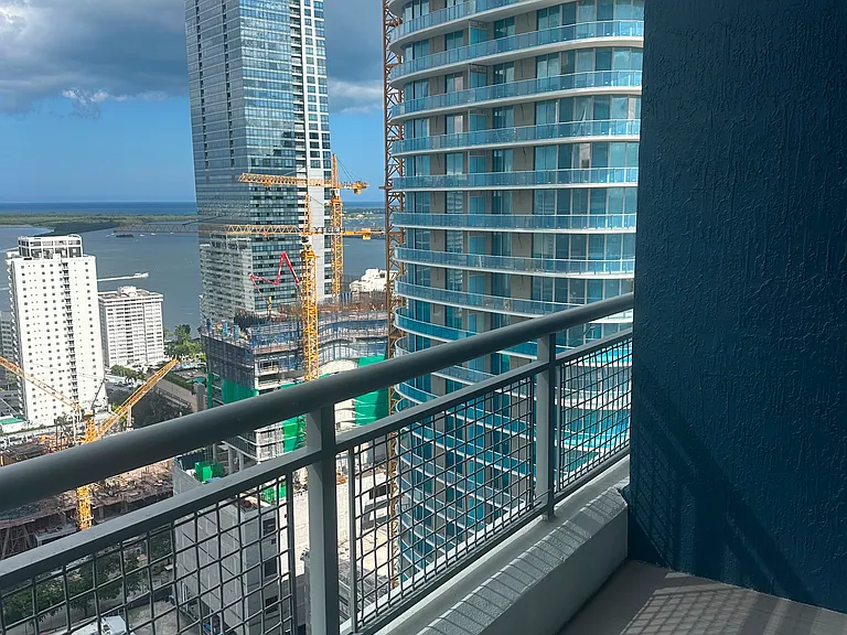 60 SW 13th St #3204 — Photo 11