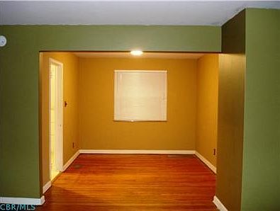 3rd image of 1856 Northwest Blvd APT C