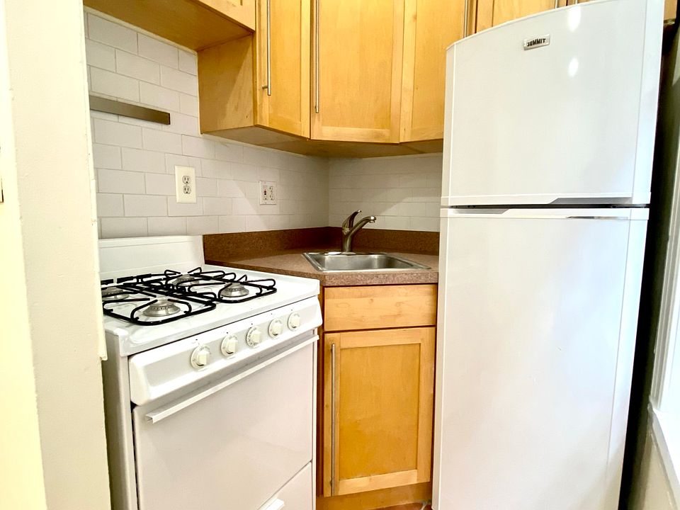 1st image of 531 E 78th St APT 1E