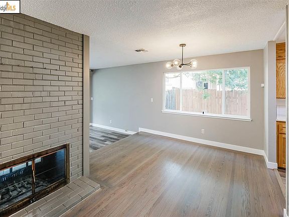5th image of 7632 Northridge Dr