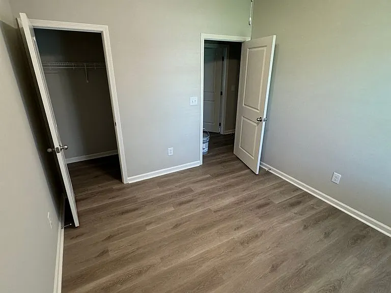 3355 Arnold Ave — Photo 2