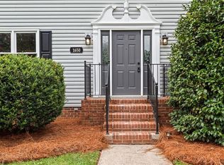 1650 W Clemmonsville Rd, Winston Salem, NC 27127