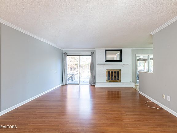 4th image of 1002 Bream Dr