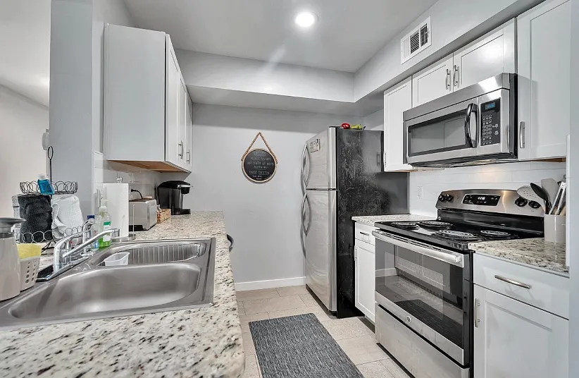 4100 Dancing Cloud Ct — Photo 4