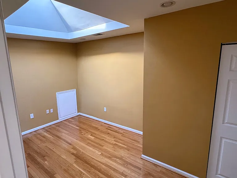 69 Florida Ave NW #1 — Photo 14