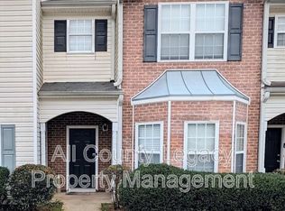 3230 Oakley Pl, Union City, GA 30291