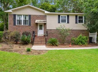 2735 Raintree Cir, Tallahassee, FL 32308