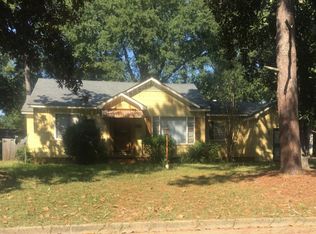 1049 Voorhees Ave, Jackson, MS 39209