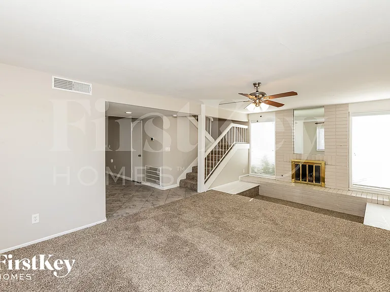 2406 El Cid Ct — Photo 9