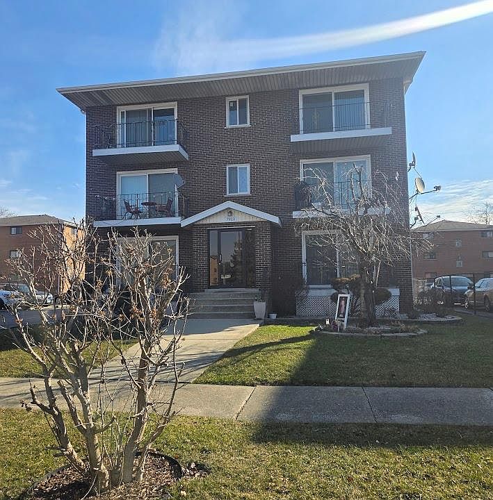 7913 S 83rd Ave APT 3S, Justice, IL 60458 Zillow