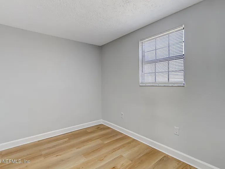 11321 Deep Ln — Photo 16