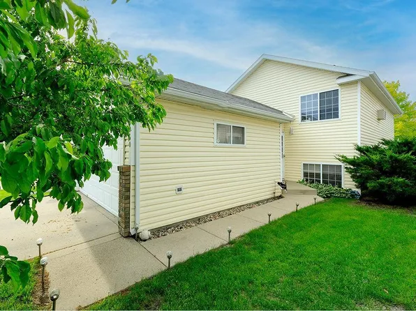 5160 8th Ave S, Fargo, ND 58103
