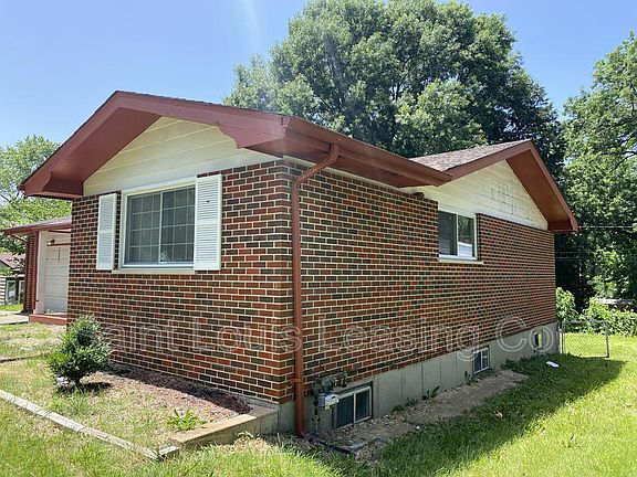 3rd image of 10223 Toelle Ln
