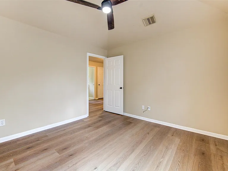 138 W New Meadows Dr — Photo 26