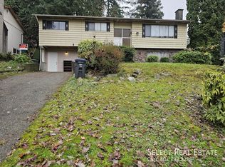 13454 Crestview Dr #A, Surrey, BC V3R6T1