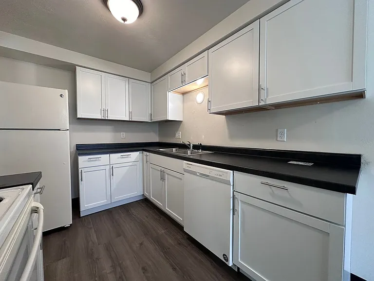 2263 Imperial Ln — Photo 11