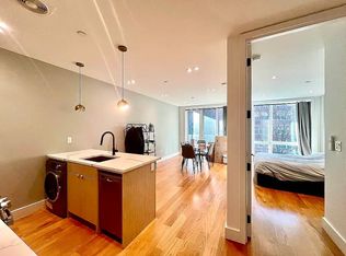 731 E 32nd St #4, Brooklyn, NY 11210