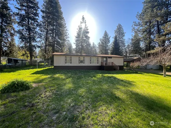 52 Pinecrest Rd, Tonasket, WA 98855