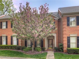 2849 Sharon View Rd, Charlotte, NC 28210