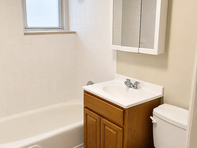 168 E 32nd St #20 — Photo 7