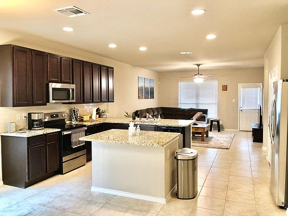 2nd image of 4606 Acclaim Ct