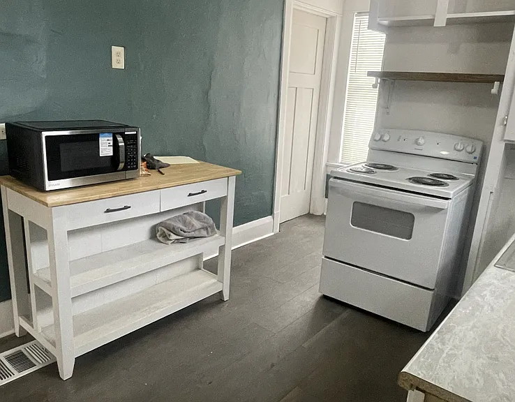 399 W Warren Ave #1 — Photo 14