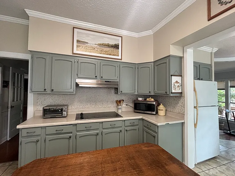 3318 Jefferson St — Photo 12
