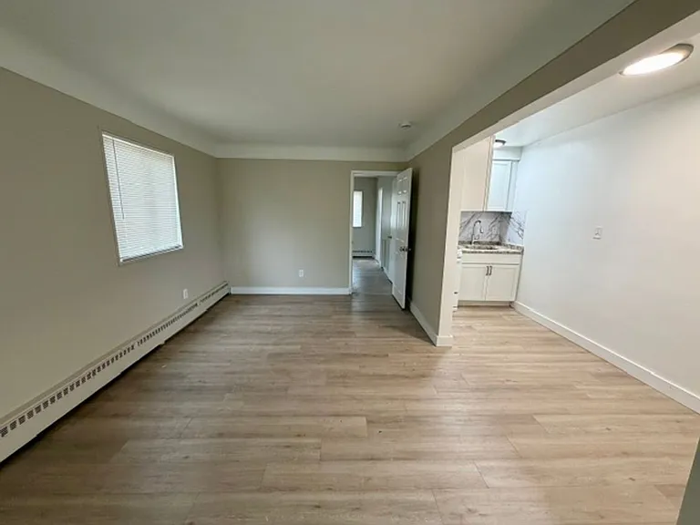 14801 Joy Rd — Photo 5