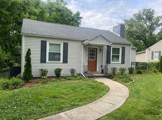 113 Lake View Dr, Knoxville, TN 37920