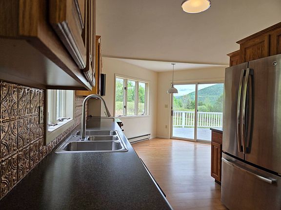 5th image of 643 Carroll Hinkley Rd