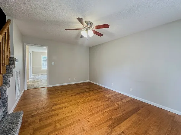 2668 Holly Rock Dr — Photo 4