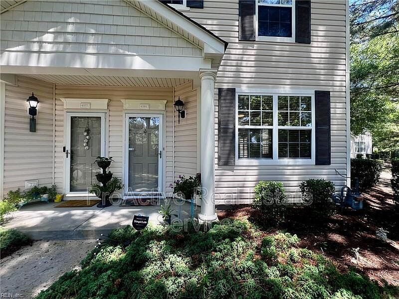 1st image of 4581 Duffy Dr