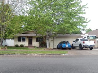 1947 Inverness Dr, Medford, OR 97504