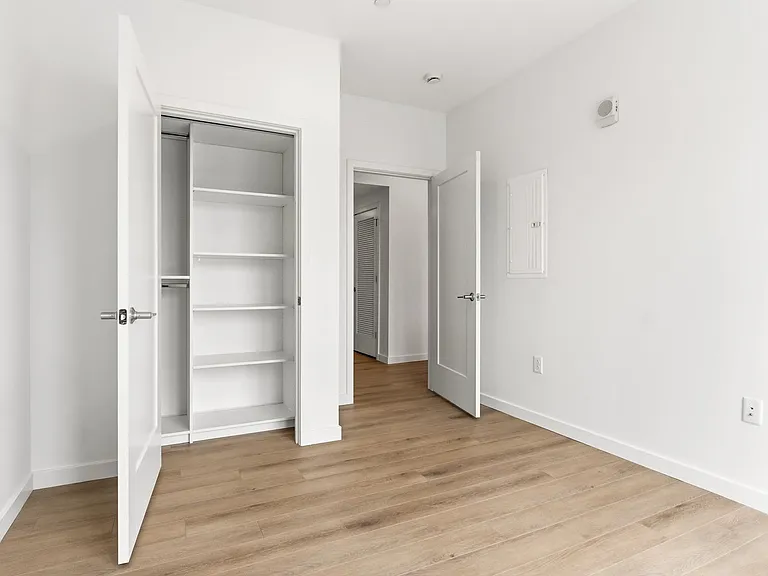2454 Lafayette Rd #201 — Photo 23