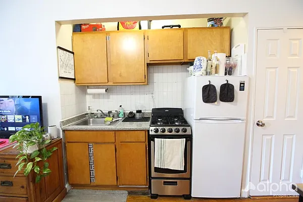 Rented by Alpha Properties NYC I LLC | media 6