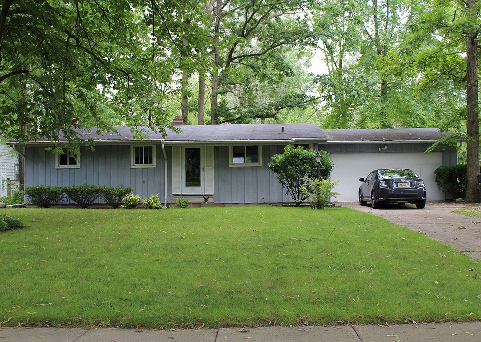 1st image of 3804 Fuller Dr