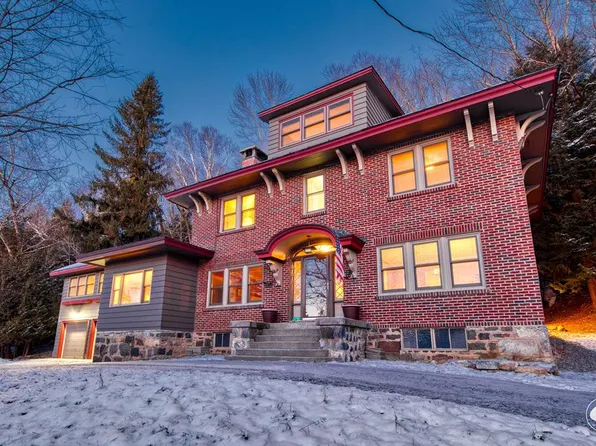 238 Kiwassa Rd, Saranac Lake, NY 12983